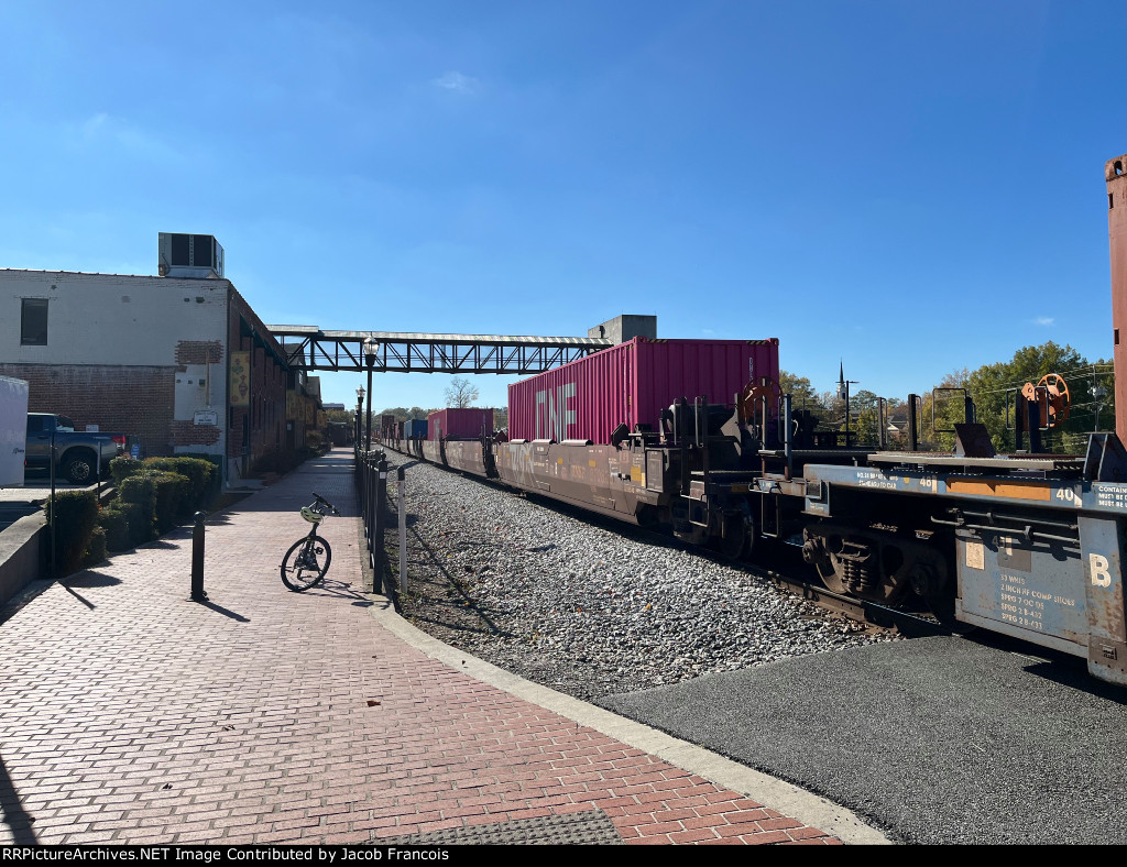 BNSF 270828